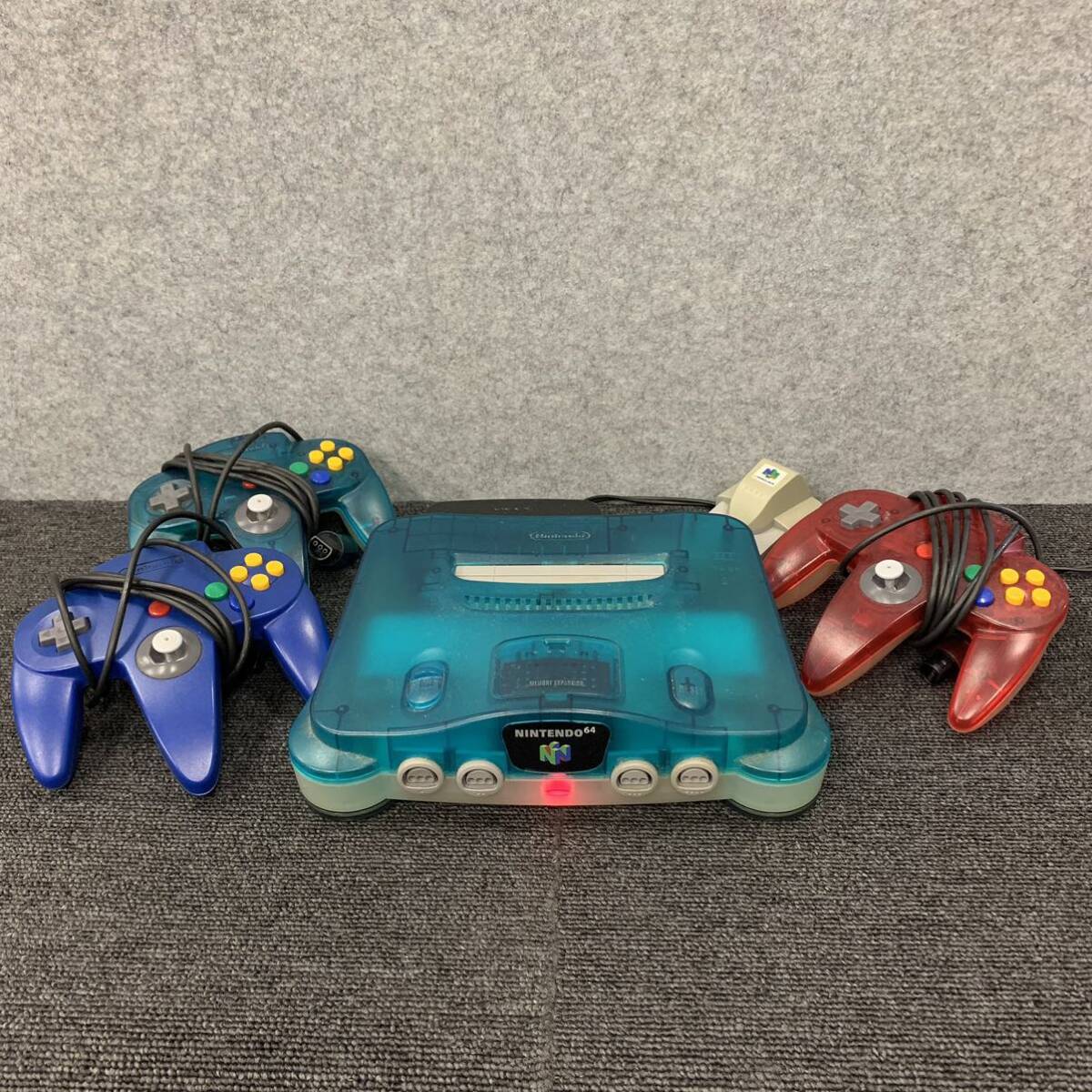 ■【売り切り】Nintendo（任天堂）NINTENDO64 NUS-001の画像1