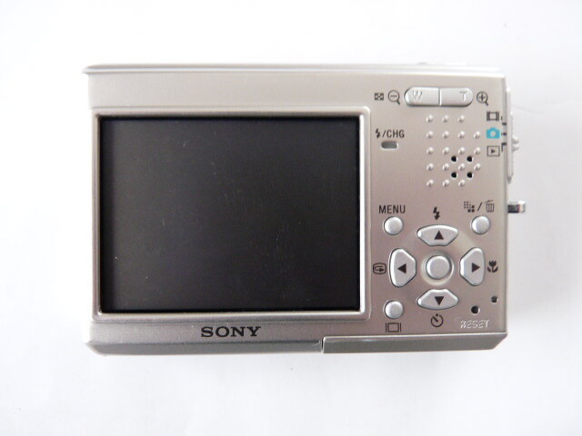 ★動作未確認 ソニー SONY Cyber-Shot DSC-T1 5MEGA PIXELS デジタルカメラ ジャンク 中古品★_画像4