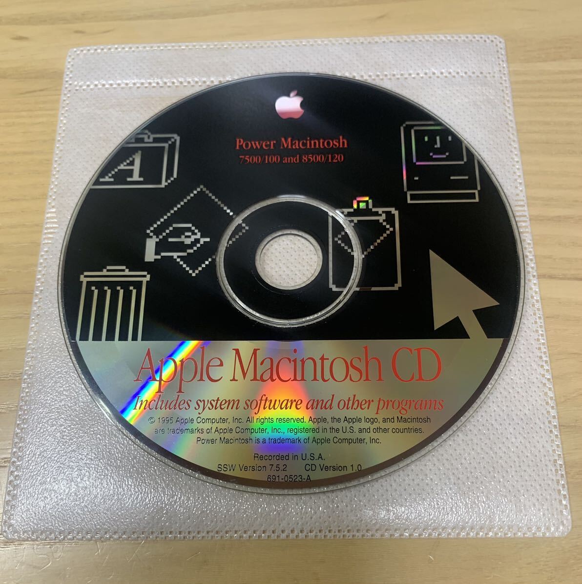 Apple Macintosh CD System Software Version 7.5.2 691-0523-A_画像1