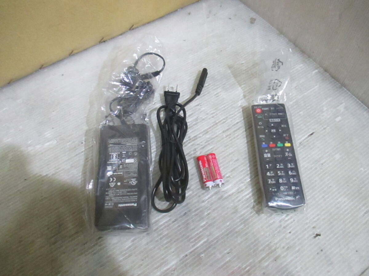 [F1-2/P60313-4] unused *Panasonic HD communication unit KX-VC1300J for AC adaptor (PGLV1006)& remote control *