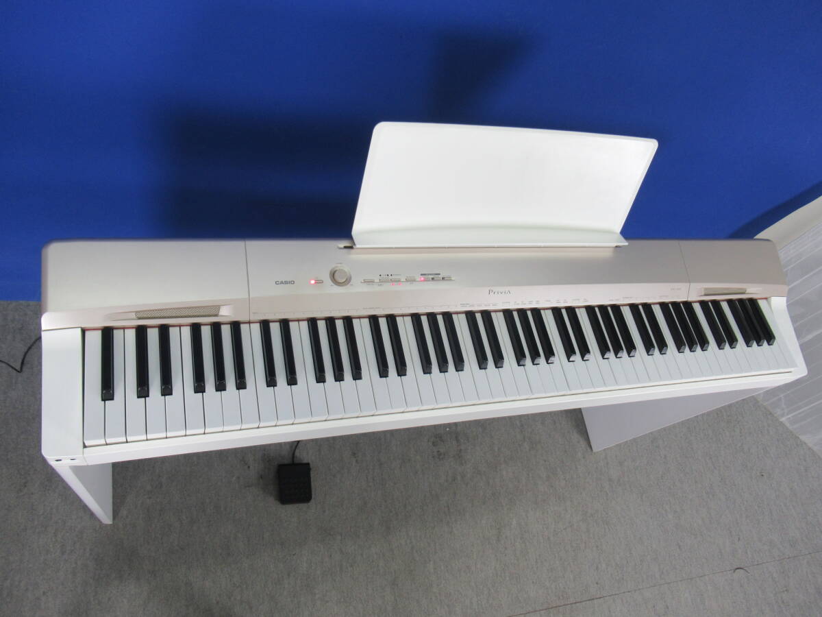 CASIO カシオ 88鍵デジタルピアノ プリビア PX-160 シャンパンゴールド調 イス・ペダル付き 最大同時発音数128 18内蔵音色 電子ピアノ_画像2
