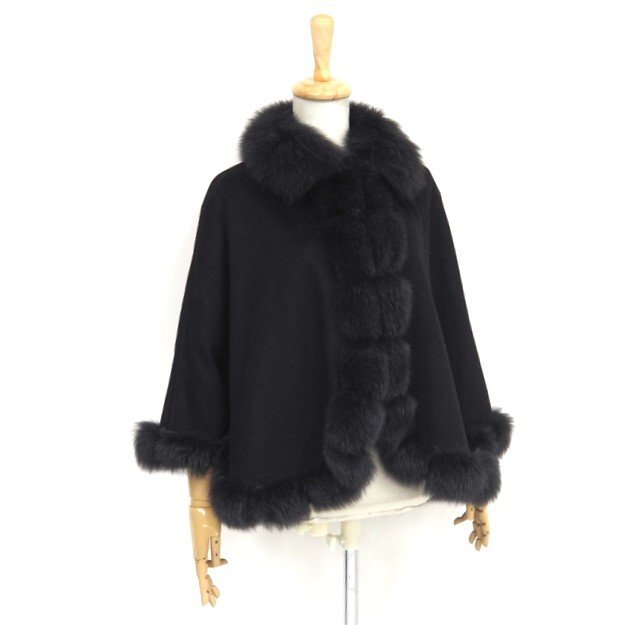 美品【 SAGA FURS★￥1000～ 】高級毛皮 カシミヤ100％×ブルーフォックス×ラビット◆大判ケープ 着丈：60cm丈 ブラック◆T912Tの画像6