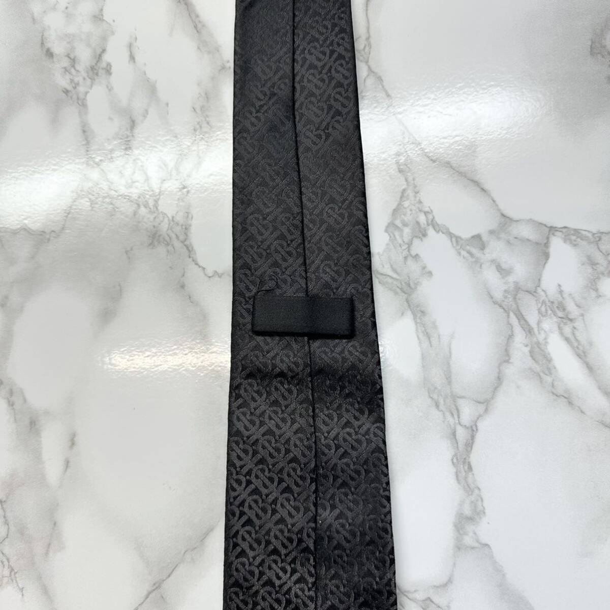  превосходный товар действующий бирка редкость BURBERRY галстук шелк 100% TB рисунок глянец узкий галстук бренд Logo вышивка черный бесплатная доставка 