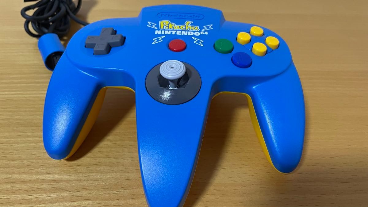 極美品】ピカチュウ ニンテンドー64 ブルー&イエロー Nintendo64 極美品】ピカチュウ ニンテンドー64 ブルー&イエロー Nintendo64