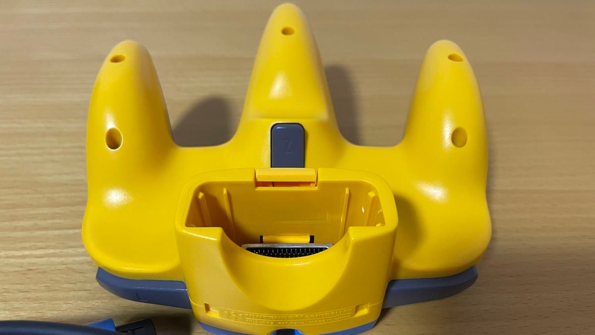 極美品】ピカチュウ ニンテンドー64 ブルー&イエロー Nintendo64 極美品】ピカチュウ ニンテンドー64 ブルー&イエロー Nintendo64