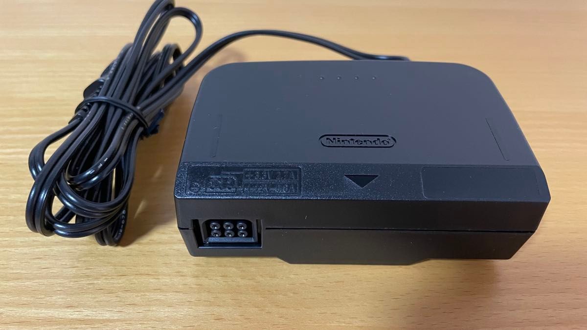 【極美品】ピカチュウ ニンテンドー64 ブルー&イエロー Nintendo64 本体 任天堂 ポケモン 新品同様 送料込み