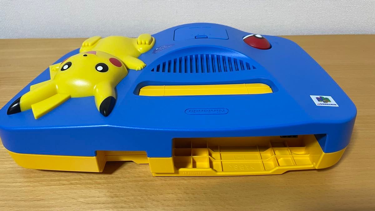 極美品】ピカチュウ ニンテンドー64 ブルー&イエロー Nintendo64 極美品】ピカチュウ ニンテンドー64 ブルー&イエロー Nintendo64