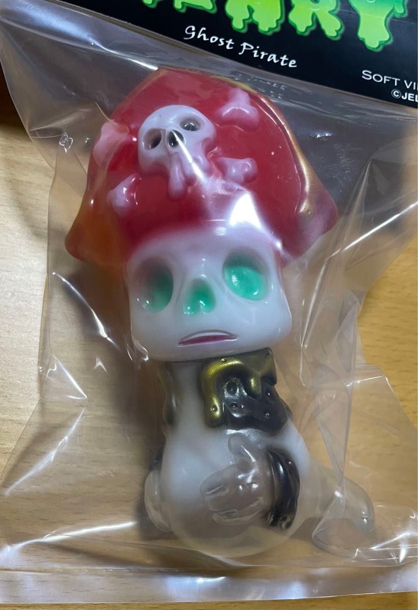 未開封 JellyRoger キャプテン ヘンリー ソフビ 新品未開封】キャプテン ヘンリー ③ ソフビ JellyRoger
