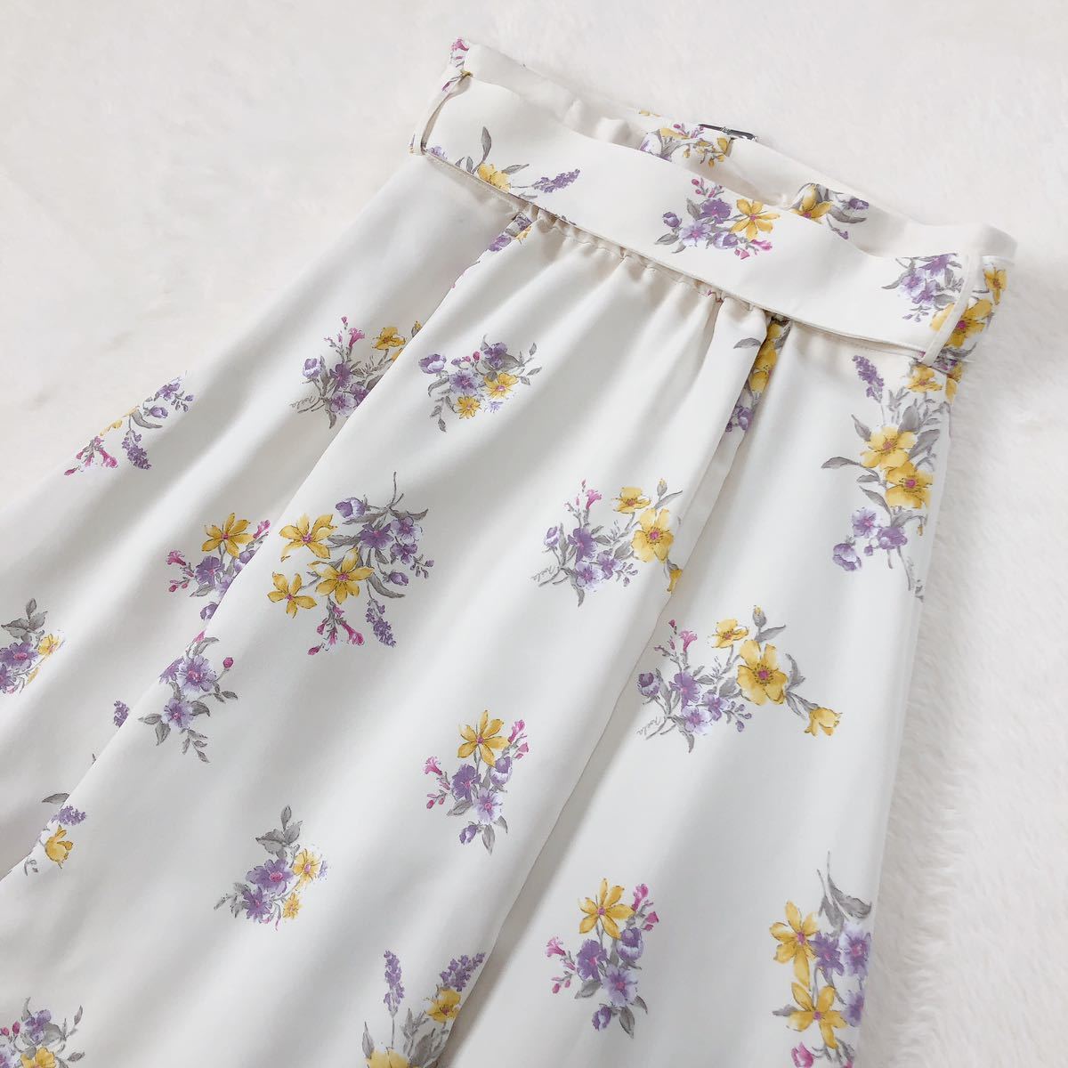 Noela ノエラ 花柄 スカート フレア ベルト付き オフホワイト パープル イエロー 日本製 M _画像5