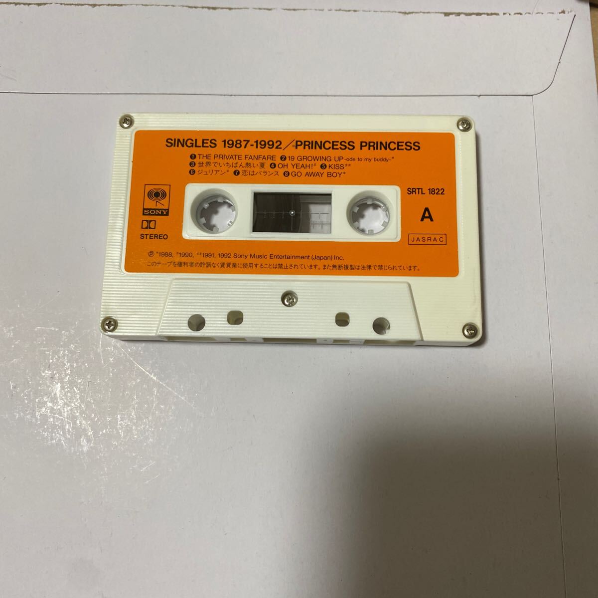 絶版　カセットテープ・プリンセス・プリンセス / シングルス 1987-1992 歌詞付 CBS SRTL1822 SONY_画像2