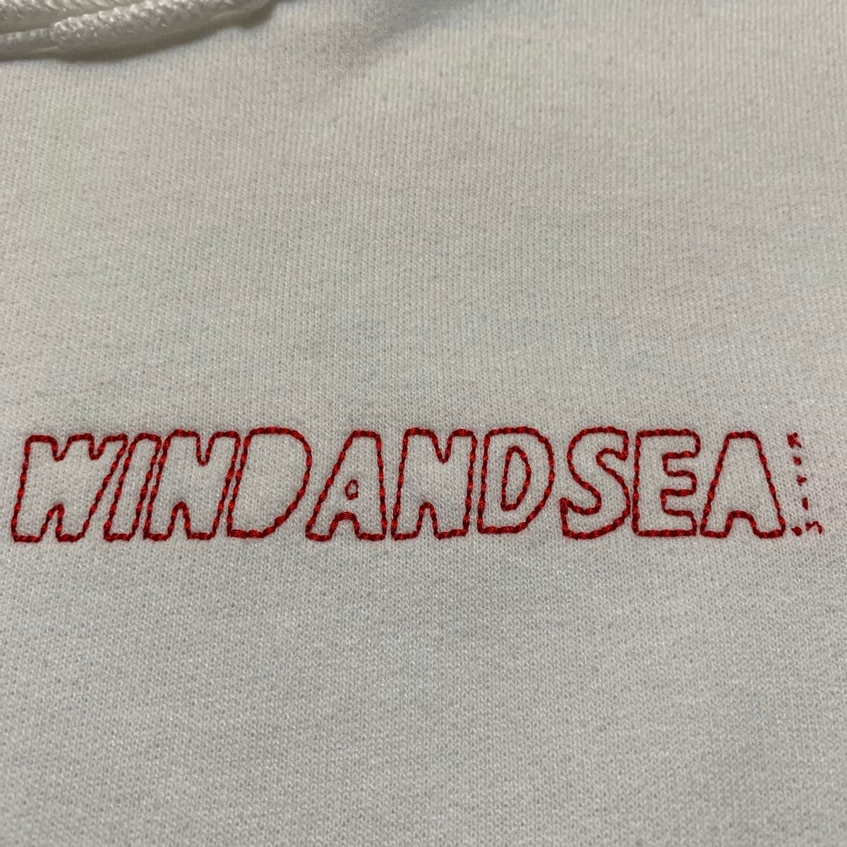 く【稀少】WIND AND SEA × KARIN ウィンダンシー　パーカー