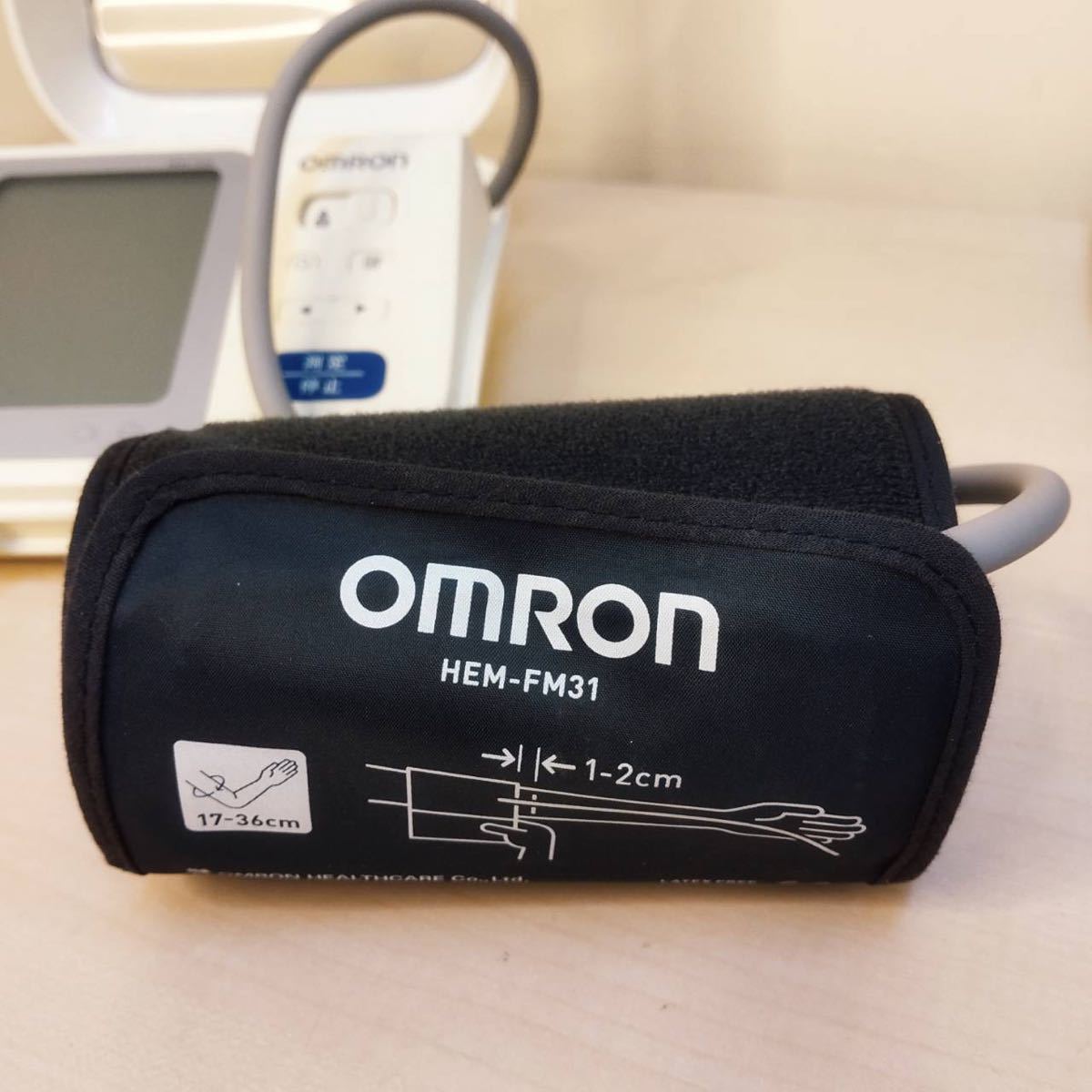 ost オムロンヘルスケア 上腕式 HEM-7310上腕式血圧計_画像3