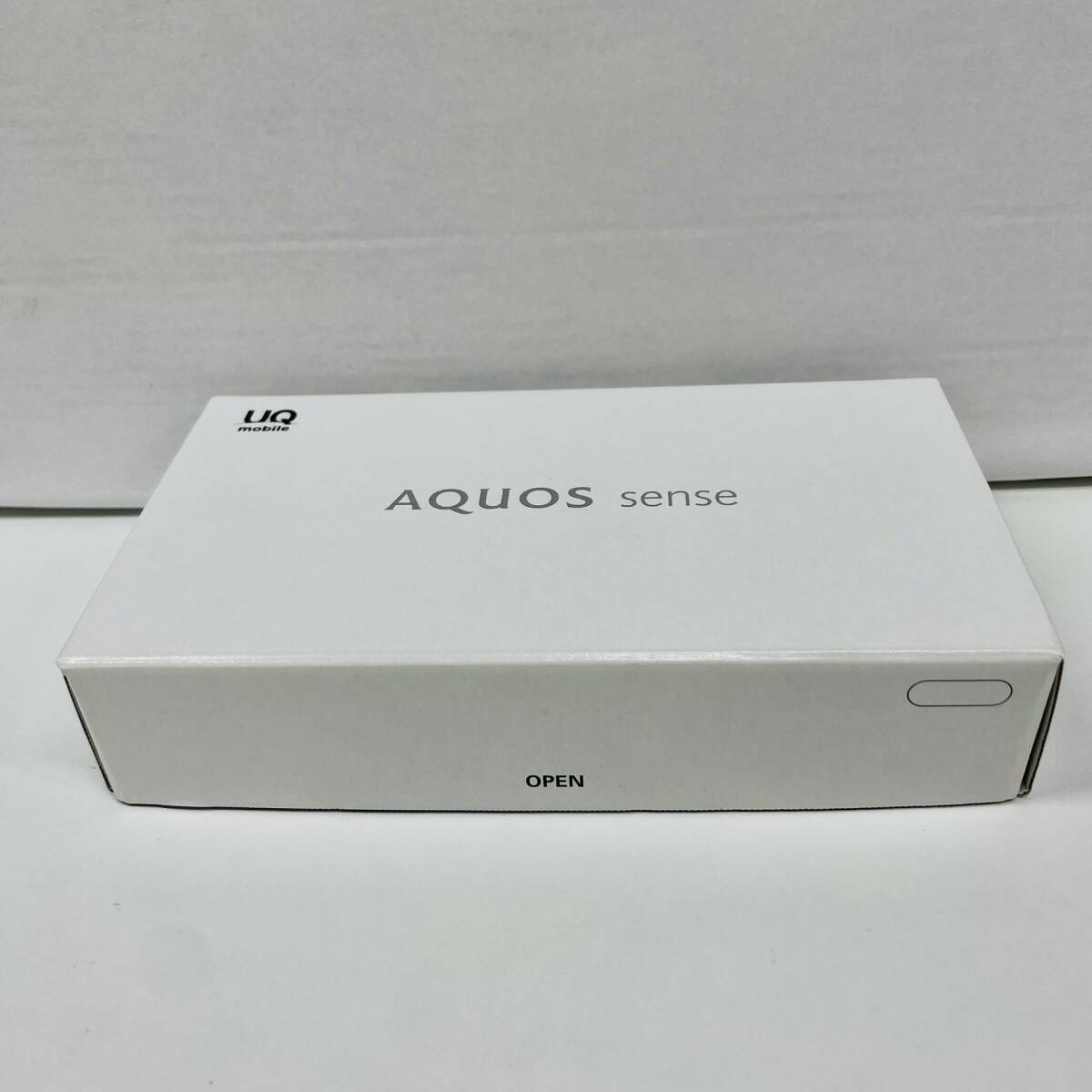 【新品未使用品】★SIMフリー★UQmobile★AQUOS Sense SHV40★シルキーホワイト★ 0992の画像2