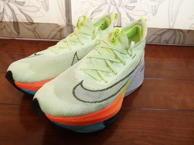 NIKE AIR ZOOM ALPHAFLY NEXT% BARELY VOLT ナイキ ズーム アルファフライ ネクスト% C19925 700 300km走行 中古品 27.0 cm US9.0の画像2