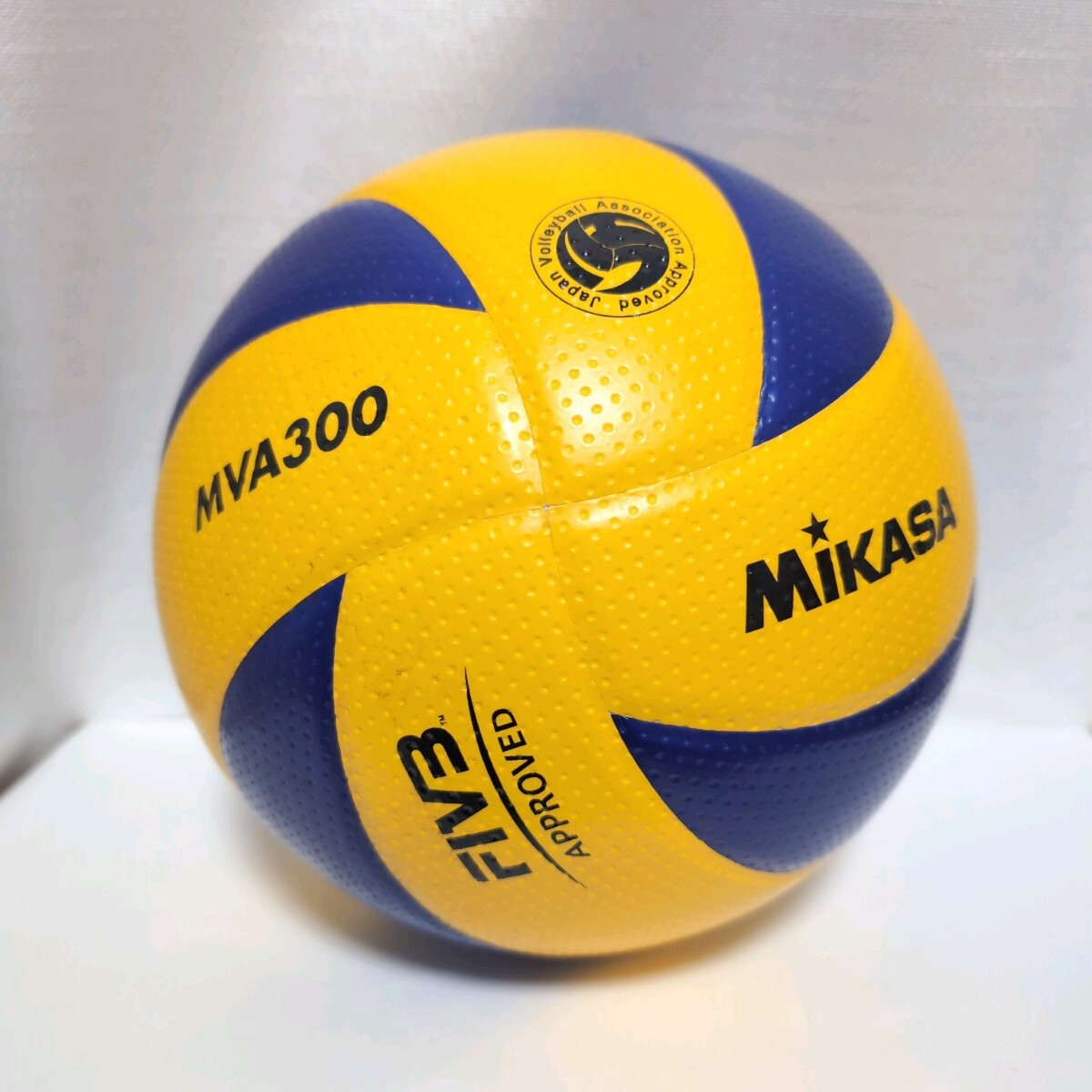 MO□美品□MIKASA ミカサ バレーボール 5号球 MVA300 国際公認球 検定 