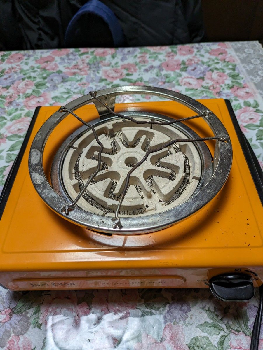 電気コンロ卓上コンロ 電熱器 昭和レトロ|Yahoo!フリマ(旧 電気コンロ卓上コンロ 電熱器 昭和レトロ|Yahoo!フリマ(旧