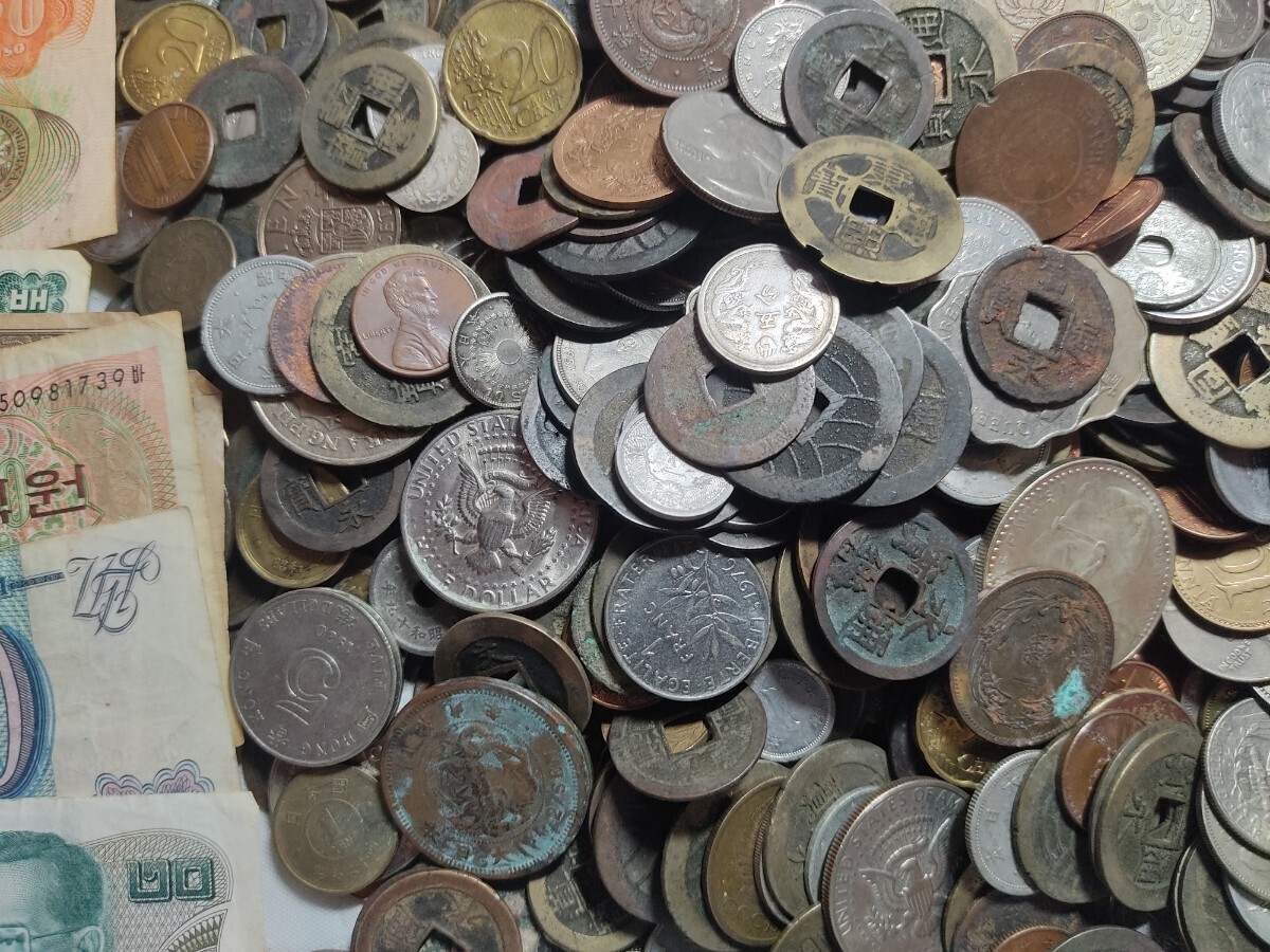 古銭 約3.8kg まとめ 日本 アジア ヨーロッパ ほか コイン 通貨 硬貨 紙幣 アンティーク 大量 送料無料の画像3