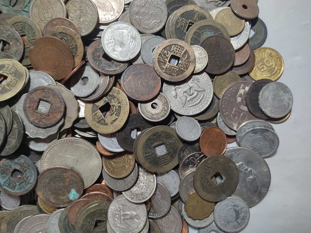 古銭 約3.8kg まとめ 日本 アジア ヨーロッパ ほか コイン 通貨 硬貨 紙幣 アンティーク 大量 送料無料の画像5