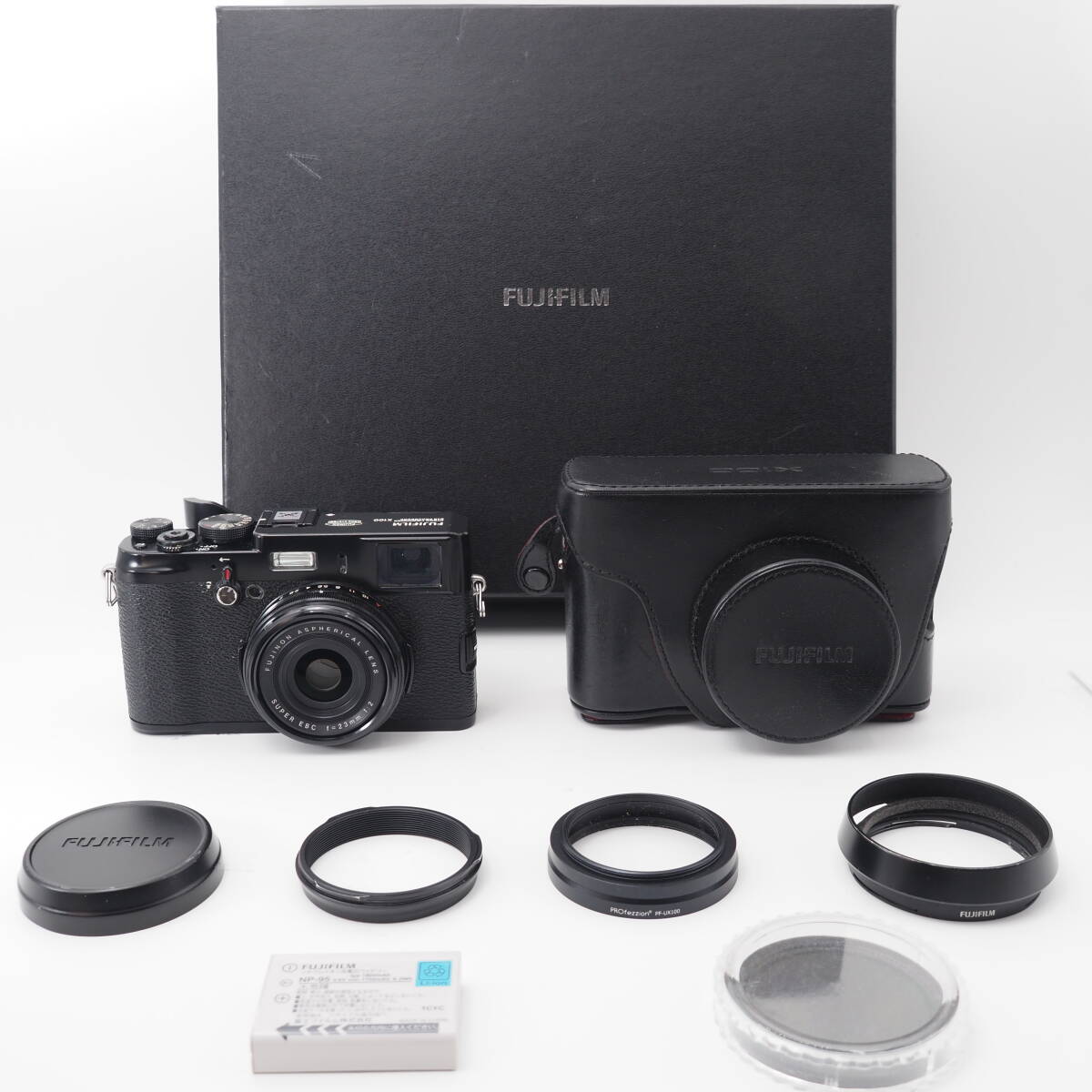 33660円 101836☆極上品☆FUJIFILM デジタルカメラ FinePix X100 33660円 101836☆極上品☆FUJIFILM デジタルカメラ FinePix X100