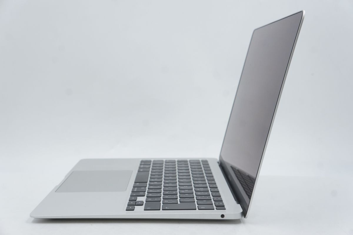 ★☆全額返金保証！最速発送！【MacBook Air 2020 M1 /8GB /256GB シルバー 動作確認済】★☆（202403-17797-PCkaitori）_画像3