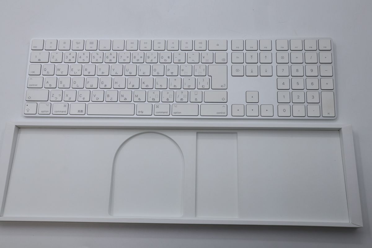 ★☆全額返金保証！最速発送！【Apple Magic Keyboard with Numeric Keypad MQ052J/A】★☆（202402-17205-PCkaitori）の画像1