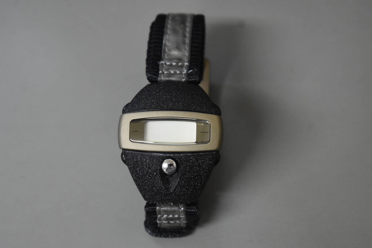 うぶ品　SEIKO　ALBA　SPOON　W626-4000　セイコー アルバ　長野オリンピックモデル　腕時計　ケース付　３本まとめて　電池切れ　未整備品_画像5