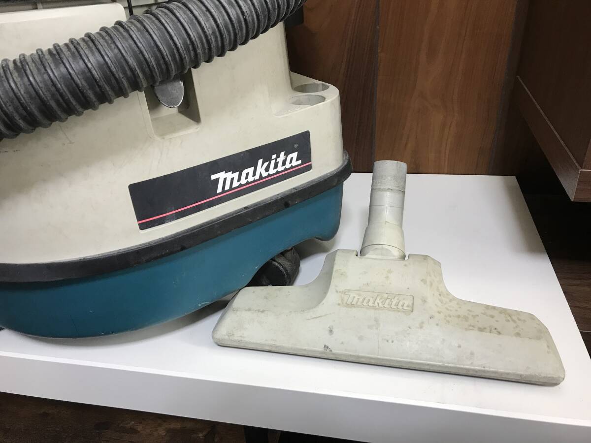 マキタ　makita　乾湿両用　業務用　集じん機　モデル437　中古　集塵機　掃除機　100V　サイディング　ボード切　丸のこ　現状品_画像3