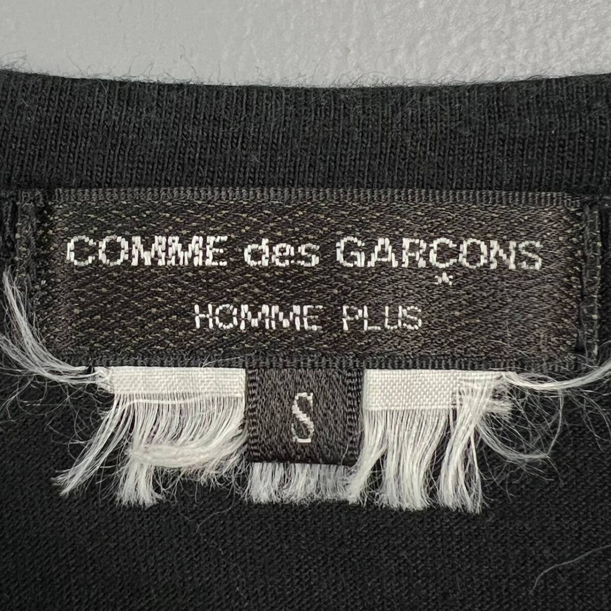 Wm137 日本製 COMME des GARCONS HOMME PLUS コムデギャルソン 半袖 Tシャツ メッセージT 袖裾シングル 黒 メンズ _画像6