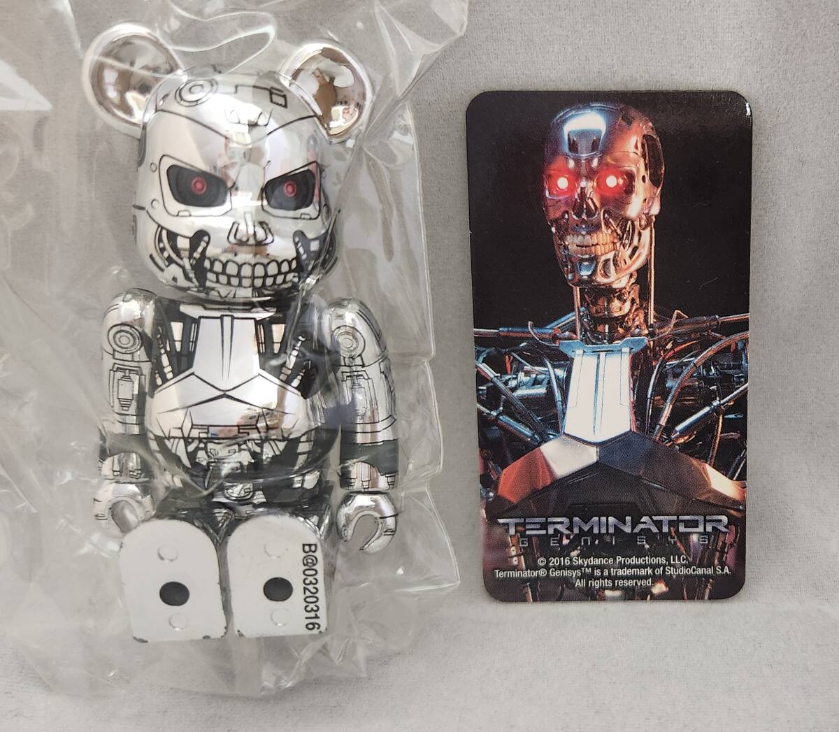 [ Bearbrick *BE@RBRICK] серии 32 SF[ Terminator ] 100%