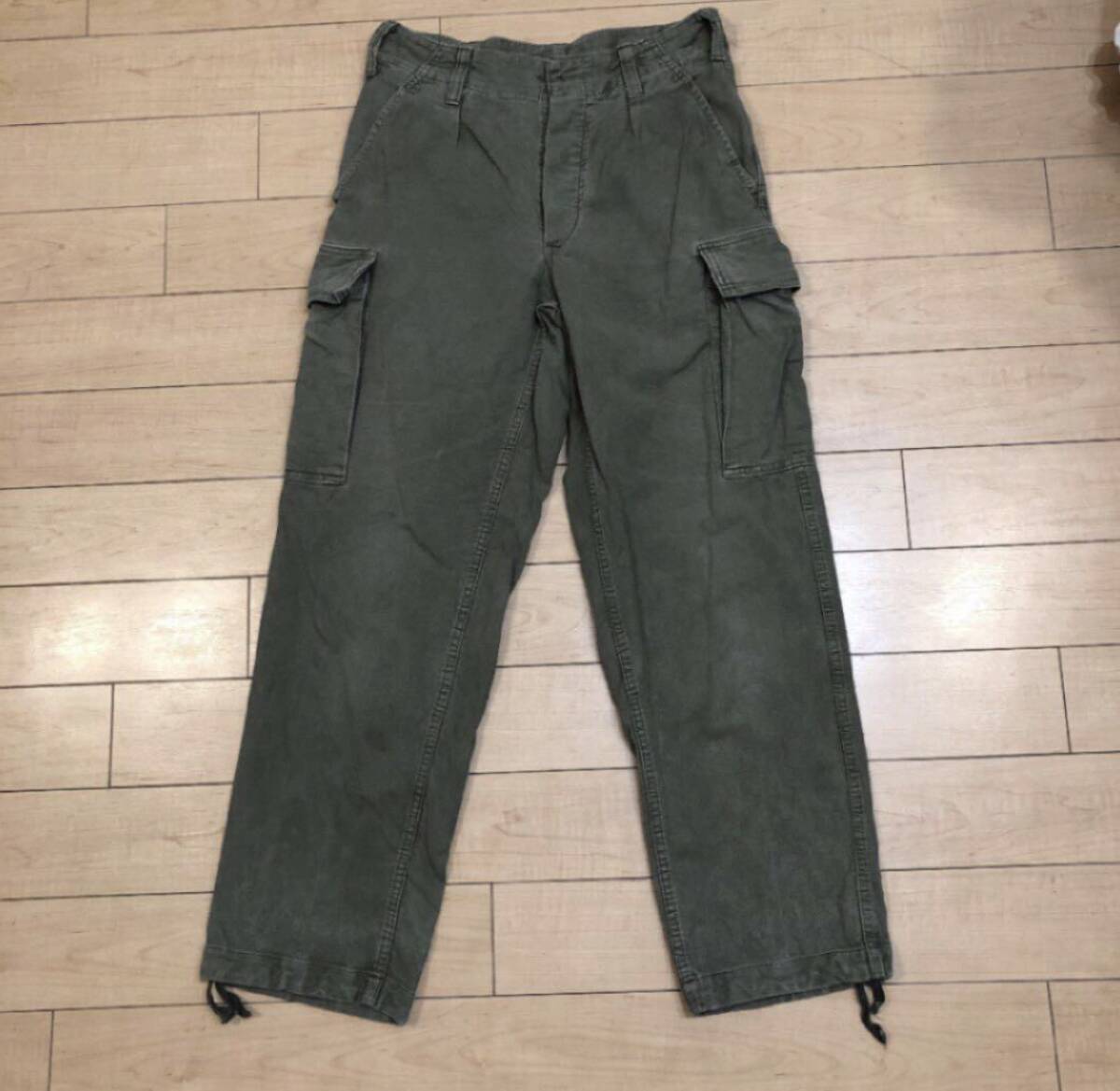  Vintage 1989 year made Germany army cargo pants wide pants khaki 