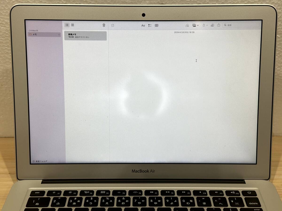 [3915] 動作確認済 画面光ムラあり MacBook Air 13インチ (Early 2015) Core i5 1.6GHz/8GB/SSD 128GB 充放電回数409回 _画像2