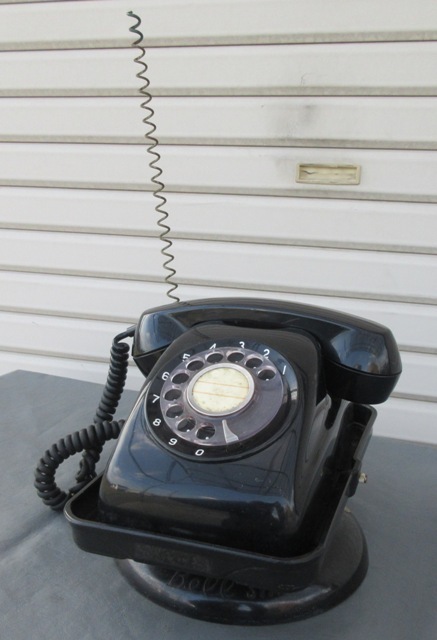 * Showa Retro *NTT Japan electro- confidence telephone black telephone 600-A2 bell stand rotary telephone stand attaching set 