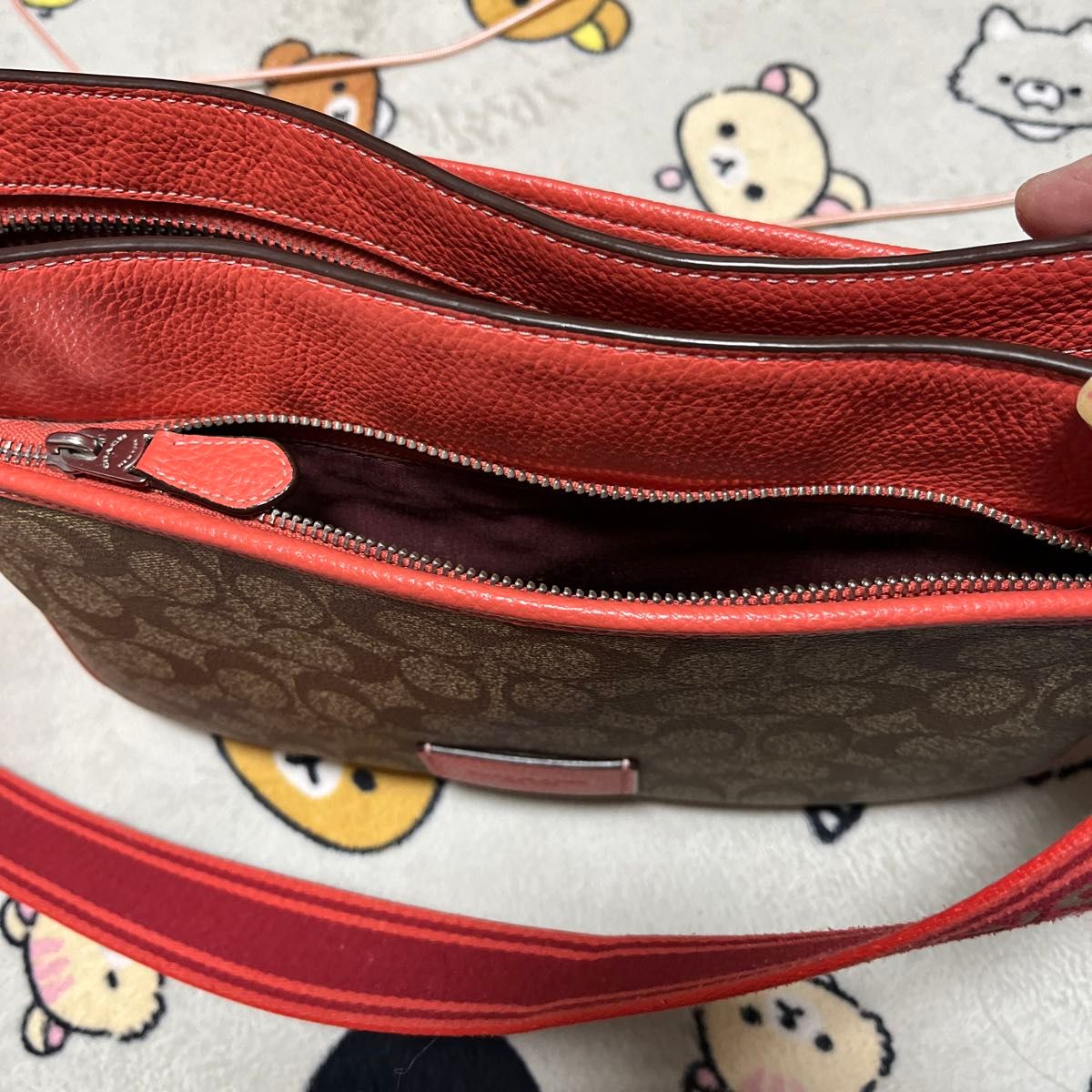 COACH ショルダーバッグ　美品　安く出してます　1000円以上のお値下げ難しいです