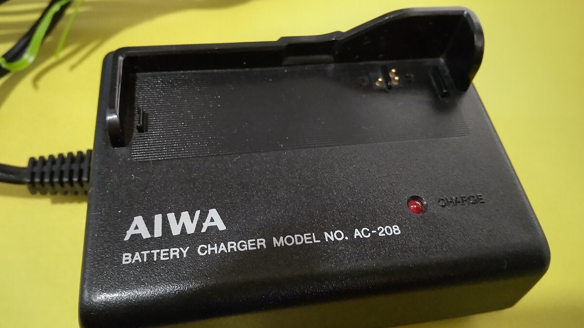 AIWA バッテリーチャージャー 充電器 AC-208 アイワ_画像2