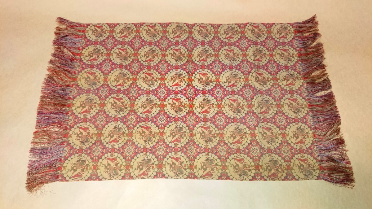 古物 織物 敷物 飾り布 サイズ約29.5×50cm(フレンジ部を含む) 書家の愛蔵品 古玩 壺の敷物の画像1