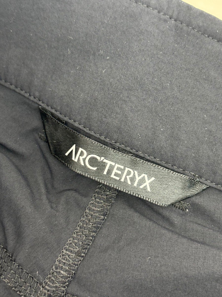 美品　アークテリクス　ARC'TERYX 七分丈パンツ　サブリナパンツ　ネイビー　膝下丈　レディース　軽量　ブラック_画像5