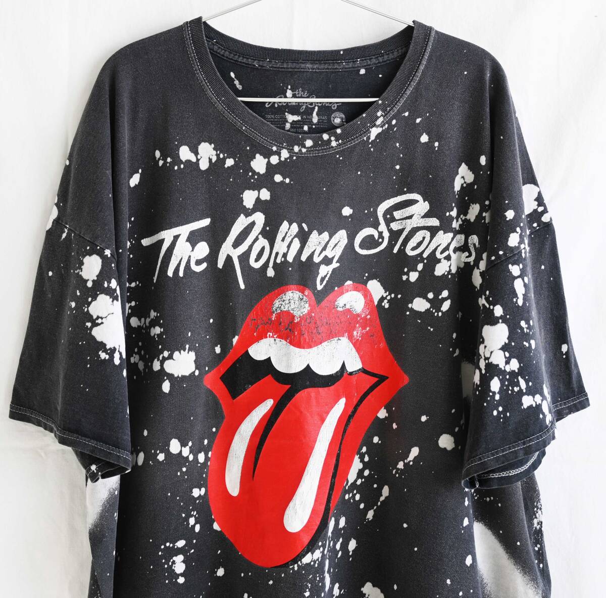 即決【ヴィンテージ/ The Rolling Stonese】オフィシャル スプレーアート Tシャツ/XXL/ブラック/バンドTシャツ/アメリカ買付(p-242-20)_画像6