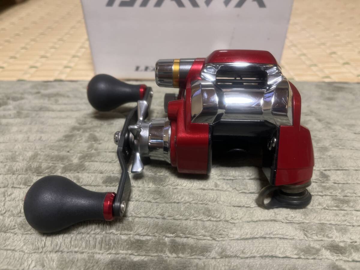 ダイワ レオブリッツ 150DH ダブルハンドル 日本製 電動リール DAIWA LEOBRITZ 150-DH 動作確認済み　中古美品　船釣り_画像3