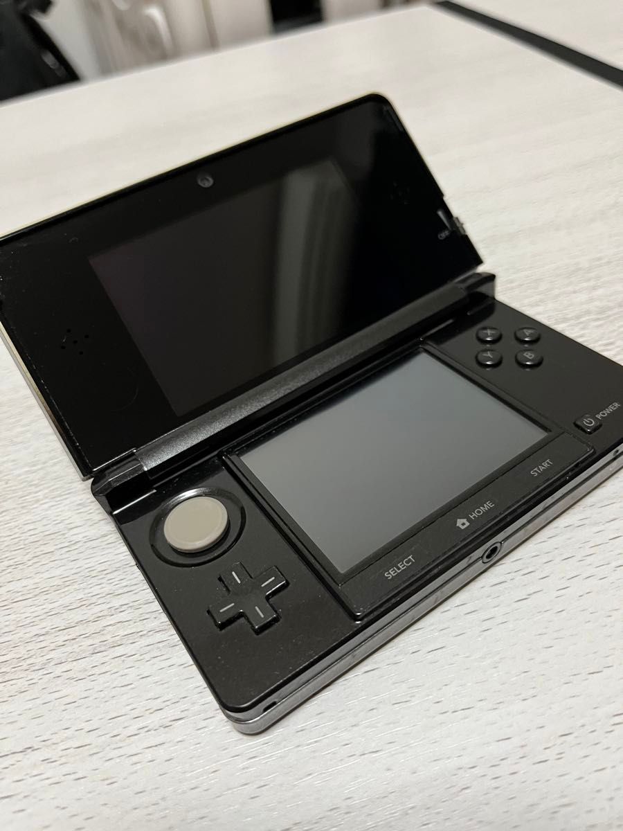 【動作確認済】ニンテンドー3DS 本体 コスモブラック　充電器付き