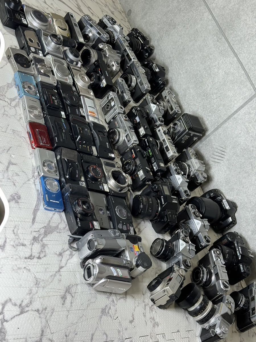 【カメラ約30キロまとめ売り】60台 Nikon Canon FUJIFILM PENTAX SONY Nikon OLYMPUS Konica Mamiya 一眼レフ フィルムカメラ 二眼レフ _画像1