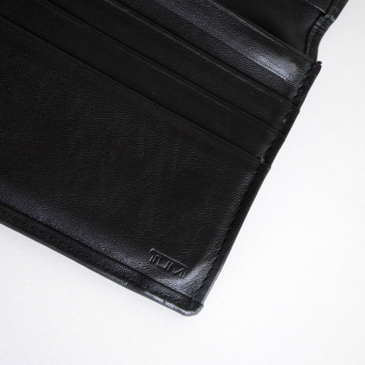TUMI トゥミ　ロングウォレット　長財布〈 丈夫なバリスティックナイロン × 上質な本革レザー 〉ブラック　良品_画像5