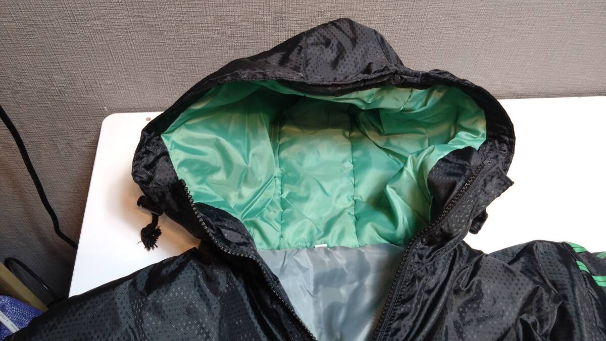 m77 [ новый товар * нераспечатанный ]MIZUNO Mizuno оригинал bench пальто с капюшоном .F размер зеленый цвет легко сохранение тепла выдающийся станция ./ марафон / футбол /