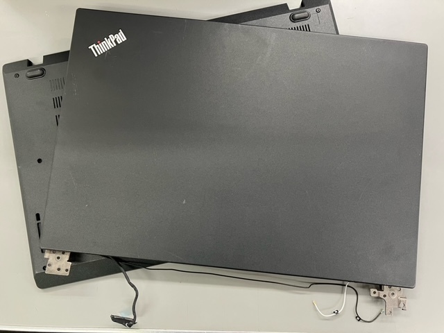 ThinkPad L590 KBベゼル/LCD COVER/BASE COVERセット 97804_画像4