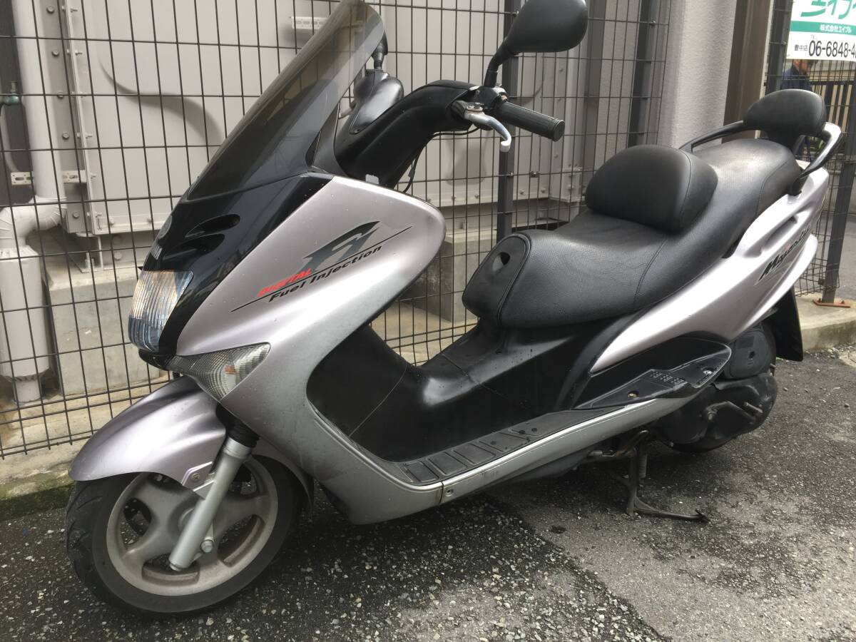 ヤマハマジェスティ１２５cc インジェクション車 書類、鍵付き付き_画像6