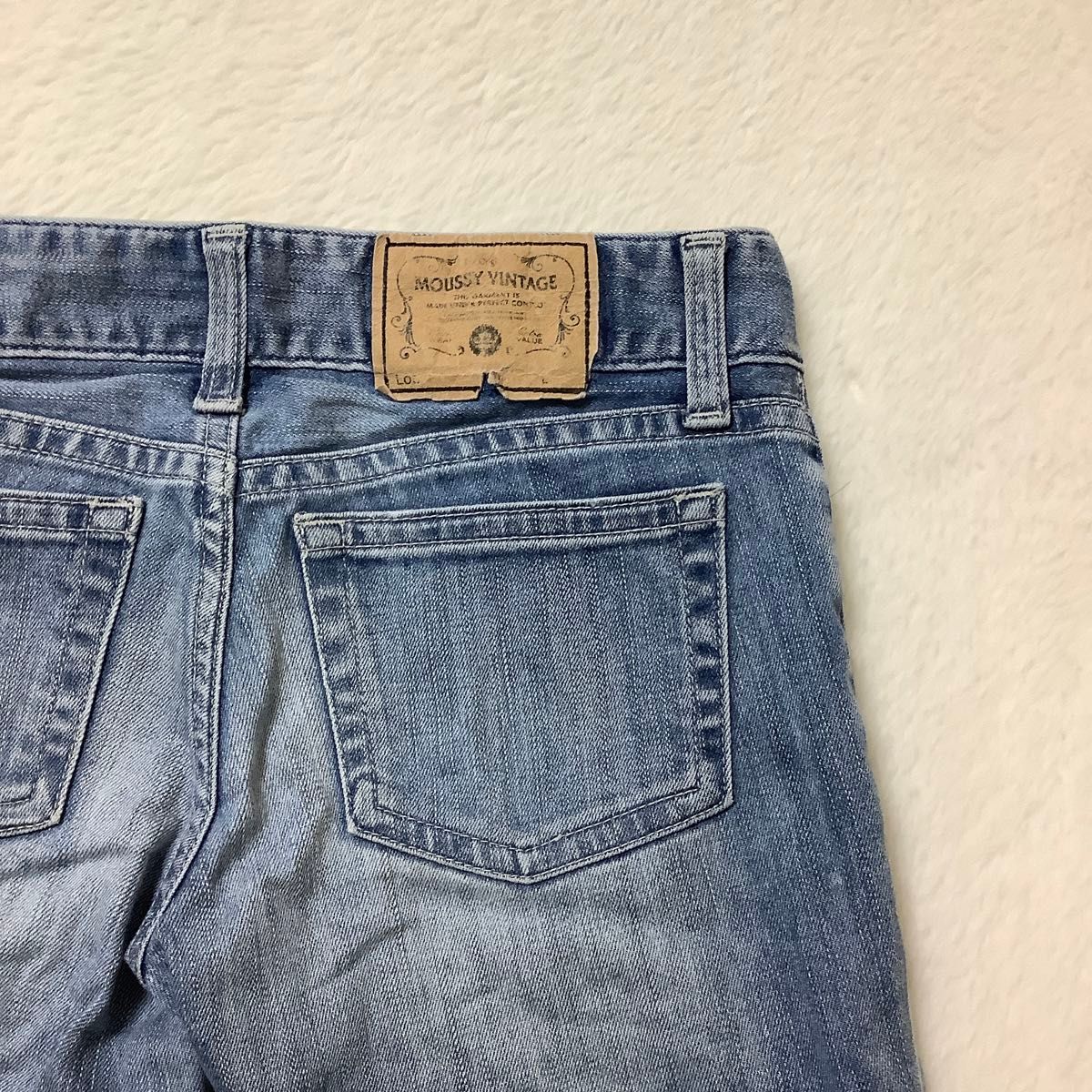 希少】 MOUSSY デニム 26 ローライズ 26inch ライトブルー 希少】 MOUSSY デニム 26 ローライズ 26inch ライトブルー