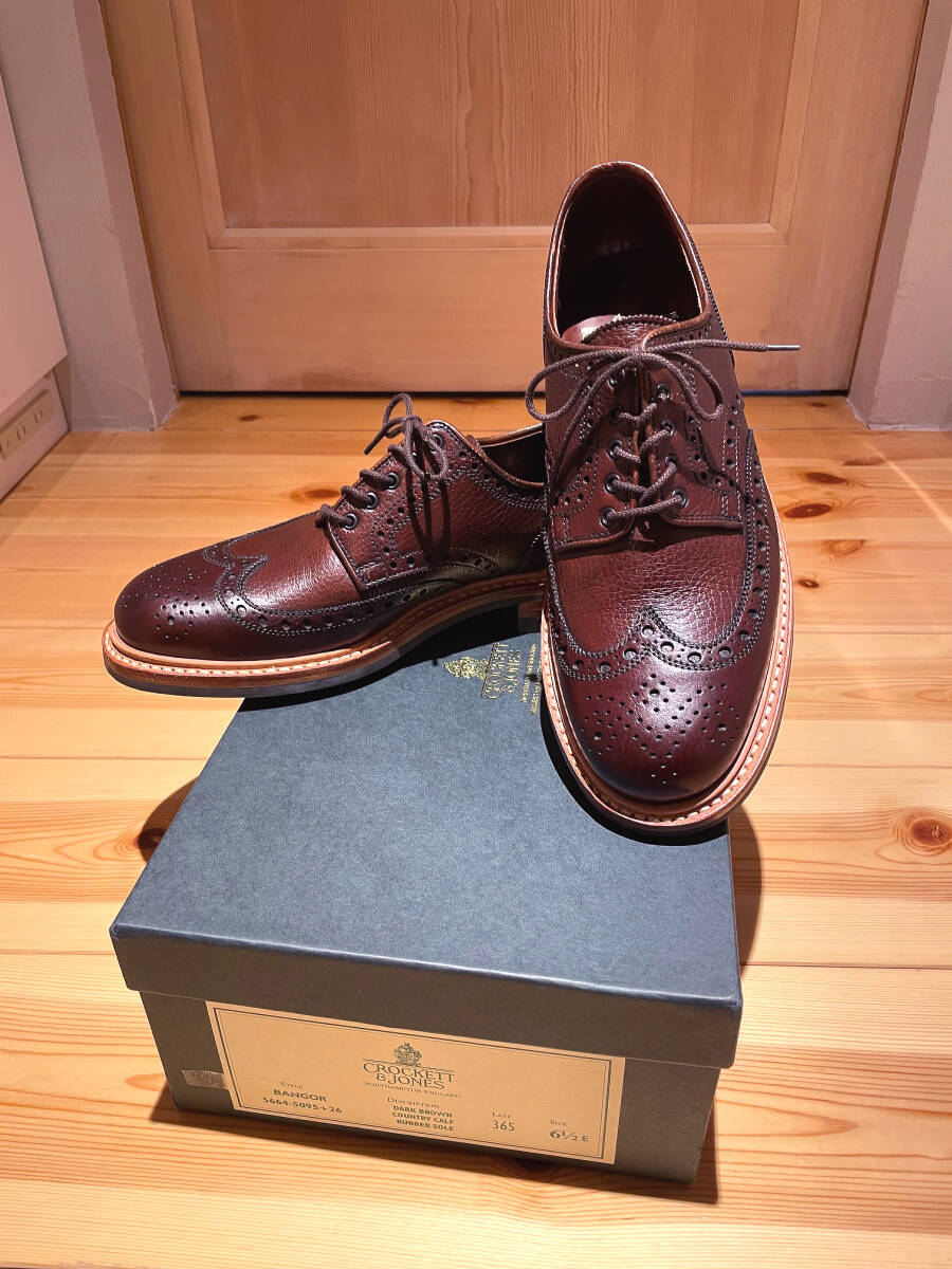 超希少 新品未使用品 CROCKETT & JONES BANGOR クロケット&ジョーンズ サイズ6.5E 365ラスト 特殊レザーウイングチップ 革靴 外箱付_画像1