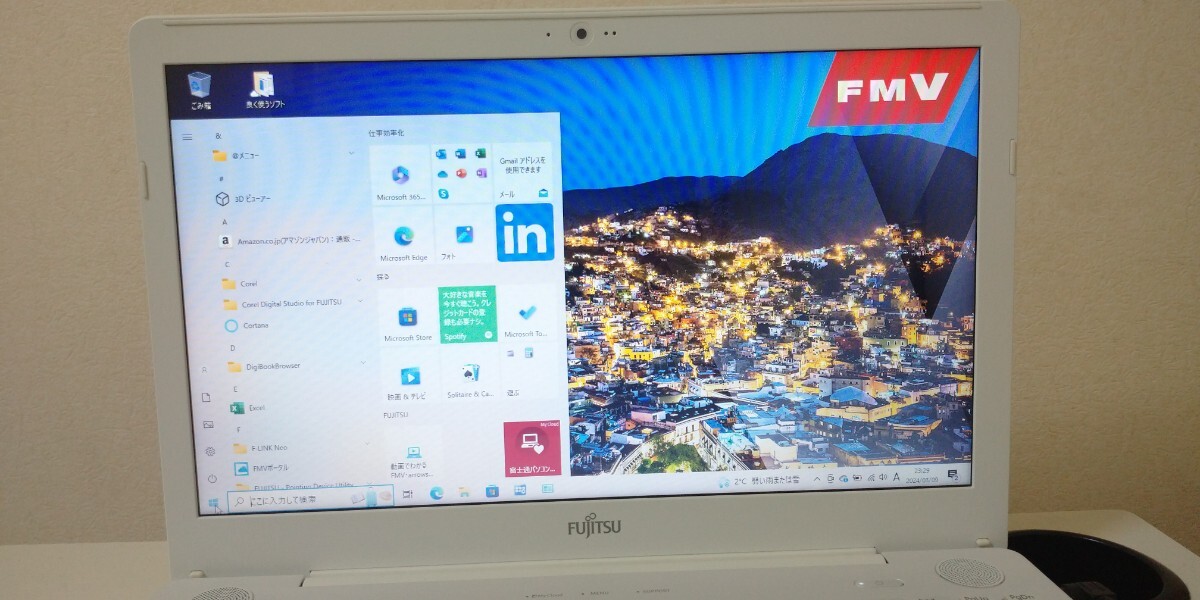 美品 富士通 LIFEBOOK AH47/A3 Corei7 7700HQ 最大3.80GHz HDD1TB メモリ8GB Win10 FMVA47A3WC_画像3