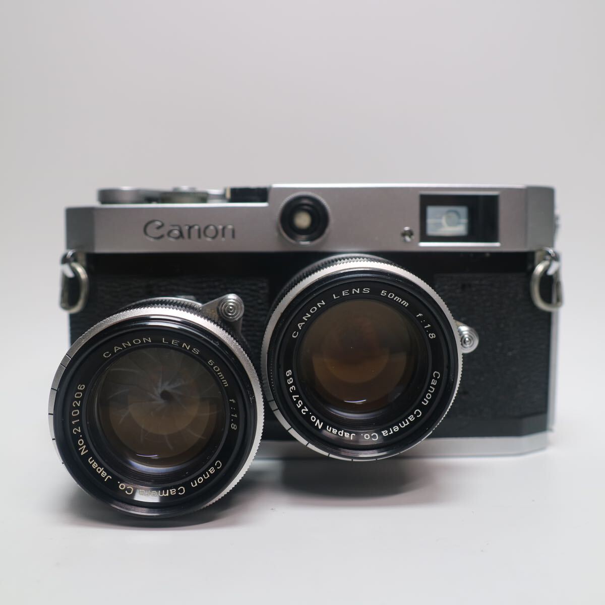 11) CANON CAMERA P CANON LENS 50mm f:1.8 range x2