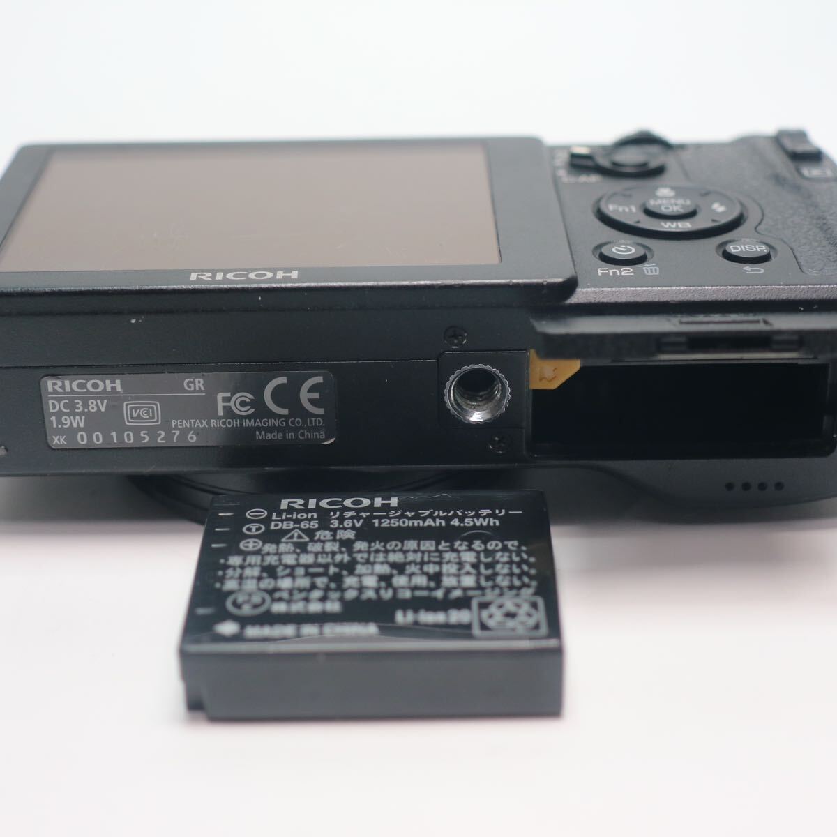 20) RICOH GR первое поколение f=18.3mm 1:2.8 Ricoh компактный цифровой фотоаппарат рабочее состояние подтверждено 