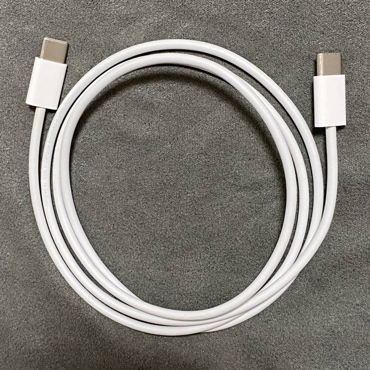 Apple 純正品 USB-C 充電ケーブル 1m A1997 iPad 付属品 USB-C to USB-C MM093FE/A MUF72FE/A type-C 送料無料 送料込_画像1